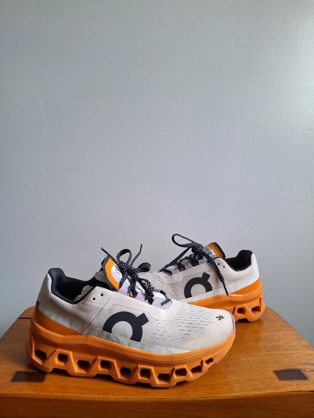 On Running Cloudmonster Women's Fawn / Turmeric Size 8
